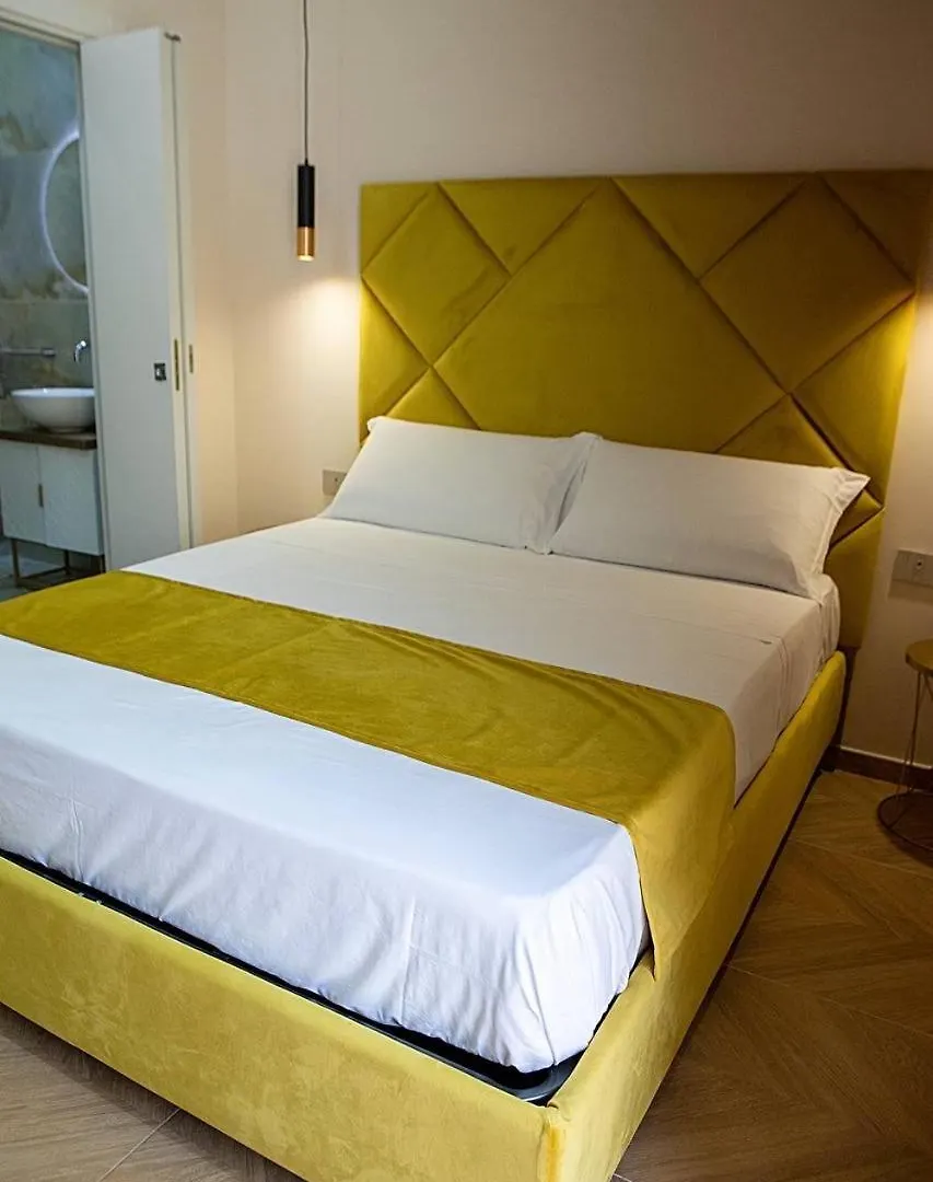 Bed & Breakfast Bed and Breakfast Dreams & Colors Napoli